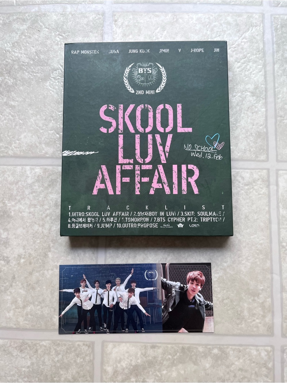 BTS - Skool Luv Affair (2nd Mini Album) Group Photo With Jin Ticket